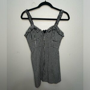 Boohoo- Black and white gingham dress with ruffle detail